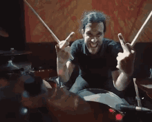 Manu Reyes Middle Finger GIF - Manu Reyes Middle Finger Drumer GIFs