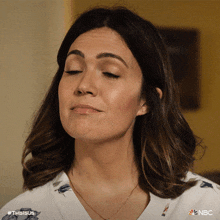 Nods Rebecca Pearson GIF - Nods Rebecca Pearson Mandy Moore GIFs