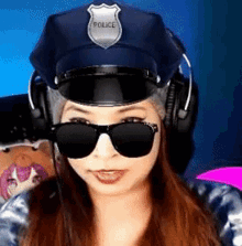 Officer Ayin GIF - Officer Ayin Police GIFs