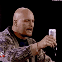 Stone Cold Steve Austin Drinking Beer GIF - Stone Cold Steve Austin Drinking Beer Drinks GIFs