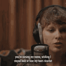 Folklore Taylor Swift Global Icon GIF - Folklore Taylor Swift Global Icon Music Icon GIFs