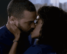 Jesse Williams Jackson Avery GIF - Jesse Williams Jackson Avery Kiss GIFs