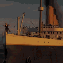 Lukasik Na Titanice GIF - Lukasik Na Titanice GIFs