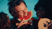 Harry Styles Watermelon Sugar GIF - Harry Styles Watermelon Sugar Eating Melon GIFs