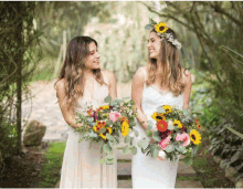 Luxury Flower Delivery Mixed Flower Bouquet GIF - Luxury Flower Delivery Mixed Flower Bouquet Wedding GIFs