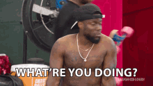 Whatre You Doing Kevin Hart GIF - Whatre You Doing Kevin Hart Cold As Balls GIFs