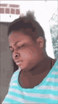 Barata Rosto GIF - Barata Rosto Eye Roll GIFs