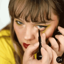 Eye Liner Makeup GIF - Eye Liner Makeup How To GIFs