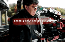 Spider Man Doctor Octopus GIF - Spider Man Doctor Octopus Looking GIFs