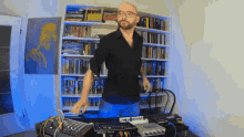 Audiopilz Bad Gear GIF - Audiopilz Bad Gear Dance Music GIFs
