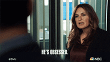 Hes Obsessed Captain Olivia Benson GIF - Hes Obsessed Captain Olivia Benson Mariska Hargitay GIFs
