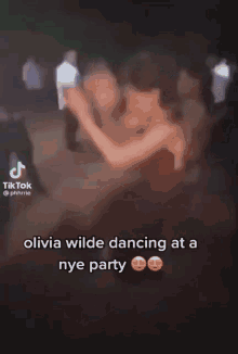 Olivia Wilde Dancing At A Nye Party Radlcies GIF - Olivia Wilde Dancing At A Nye Party Radlcies Woman GIFs