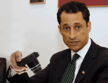 Anthony Weiner Taking Picture GIF - Anthony Weiner Taking Picture Camera GIFs