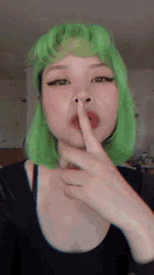 Blow Kiss Goldie Chan GIF - Blow Kiss Goldie Chan Fly Kiss GIFs