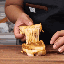 Cheese Pull Lovefoodmore With Joshua Walbolt GIF - Cheese Pull Lovefoodmore With Joshua Walbolt Cheese Stretch GIFs