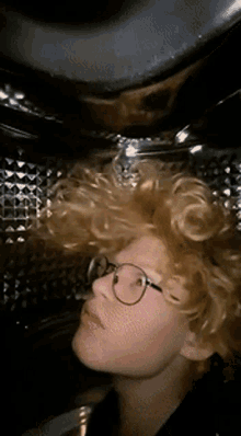 4rd Place Spinning GIF - 4rd Place Spinning Curly Hair GIFs