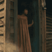 Look Outside Grace GIF - Look Outside Grace The Underground Railroad GIFs