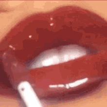 Aesthetic Bling GIF - Aesthetic Bling Lip Gloss GIFs