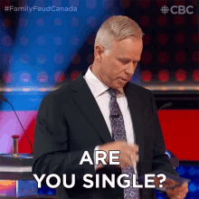 Are You Single Gerry Dee GIF - Are You Single Gerry Dee Family Feud GIFs