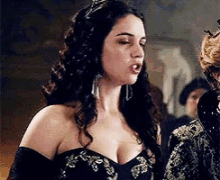 Queen Mary Reign GIF