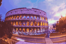 Colosseo Roma Italia Vacanze Europa Capitale GIF - Colosseum Rome Holidays GIFs
