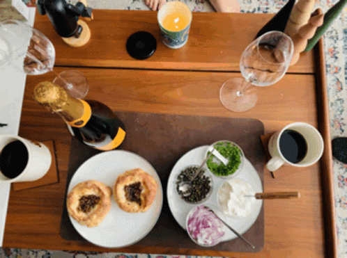brunch-champagne.gif