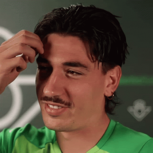 Hector Bellerin Bellerin GIF - Hector Bellerin Bellerin Real Betis -  Discover & Share GIFs