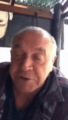 Old Man Talking GIF - Old Man Talking Selfie GIFs