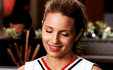 Glee Quinn Fabray GIF - Glee Quinn Fabray Chuckle GIFs