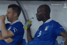 Italia Italy GIF - Italia Italy Drinking GIFs