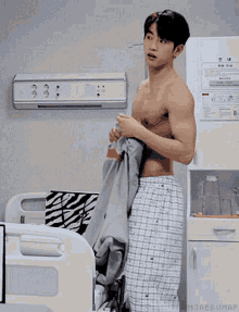 Jy Handsome GIF - Jy Handsome Looking GIFs