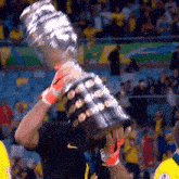 Alisson Becker Levantando La Copa Confederación Brasileña De Fútbol GIF