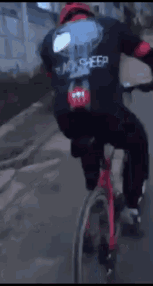 Crazy Pedalling GIF - Crazy Pedalling Bicycle GIFs