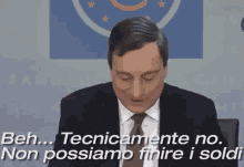 Mario Draghi Banca Centrale Europea Bce Finire I Soldi Soldoni Stipendio Povero Povertà GIF