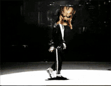 Predator Moonwalk GIF - Predator Moonwalk Dance GIFs