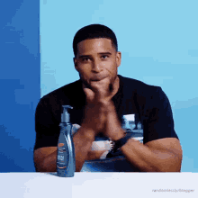 Bobby Wagner Rubbing Hands GIF - Bobby Wagner Rubbing Hands Lotion GIFs