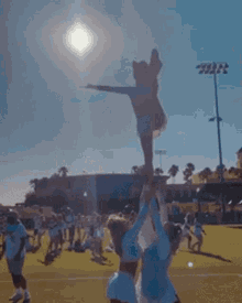 Cheering Cheerleading GIF