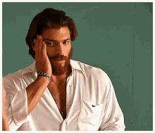 can yaman fix hair touch face turkish actor erkenci kus