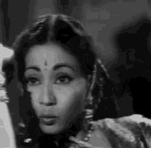 Meena Kumari GIF - Meena Kumari GIFs