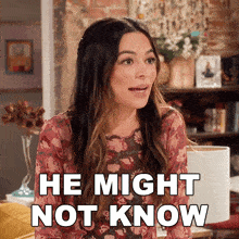 He Might Not Know Carly Shay GIF - He Might Not Know Carly Shay Icarly GIFs