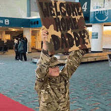 Welcome Home Daddy Happily GIF - Welcome Home Daddy Happily Welcome Back GIFs