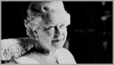 Older-woman-image Queen-elizabeth-the-second GIF