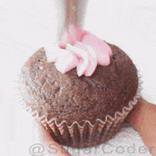 Cupcake Frosting GIF - Cupcake Frosting Pink GIFs