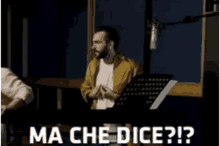 Marco Mengoni Ma Che Dice GIF - Marco Mengoni Ma Che Dice What GIFs