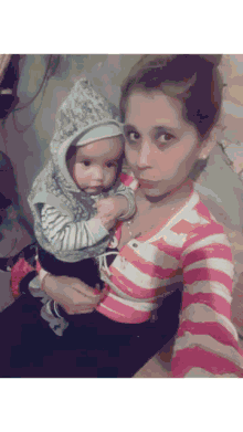 Mother Selfie GIF - Mother Selfie Babies GIFs