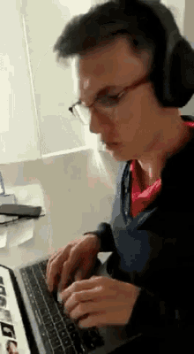 geek typing computer mike koziol biznessrebels