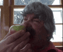 Man Eating Apple GIF - Man Eating Apple GIFs