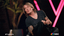 Punching The Air Keith Urban GIF - Punching The Air Keith Urban The Voice GIFs