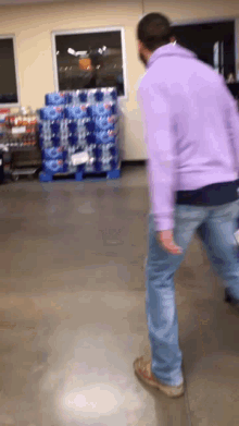 Anthony Closing GIF - Anthony Closing Store GIFs