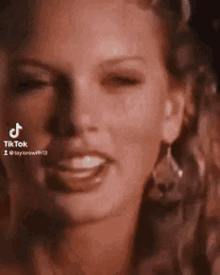 Country Music Taylor Swift GIF - Country Music Taylor Swift Guitar GIFs